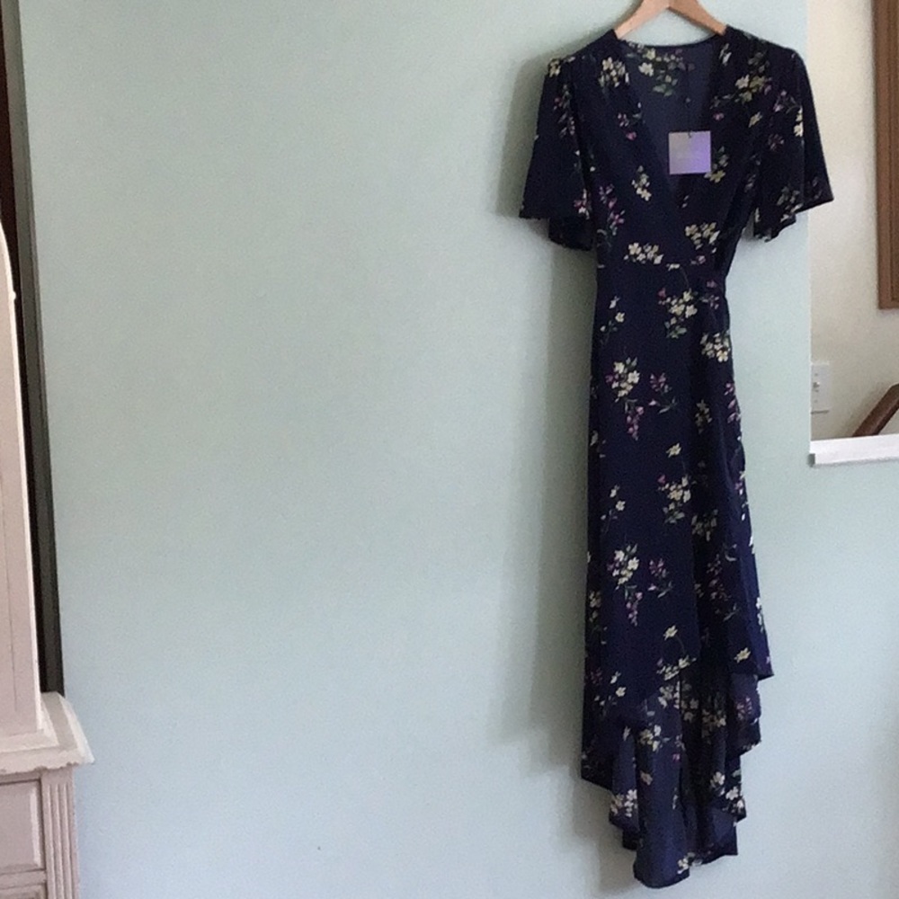 NWT 12 High Low MIDI Dress Navy MIDI Dress Ditsy Floral from Missguided